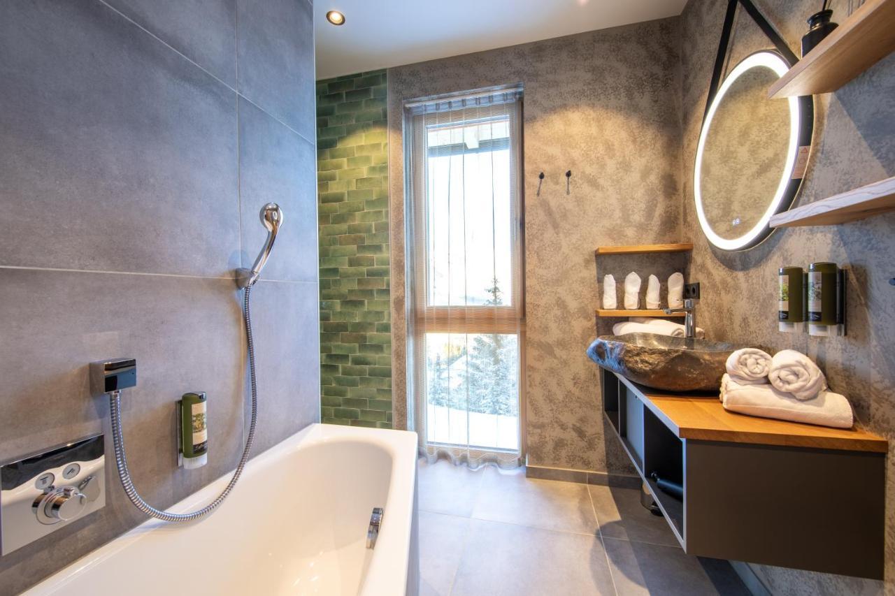 Hoeflehner Premium Eco Lodge هاوس إم إنيستال المظهر الخارجي الصورة